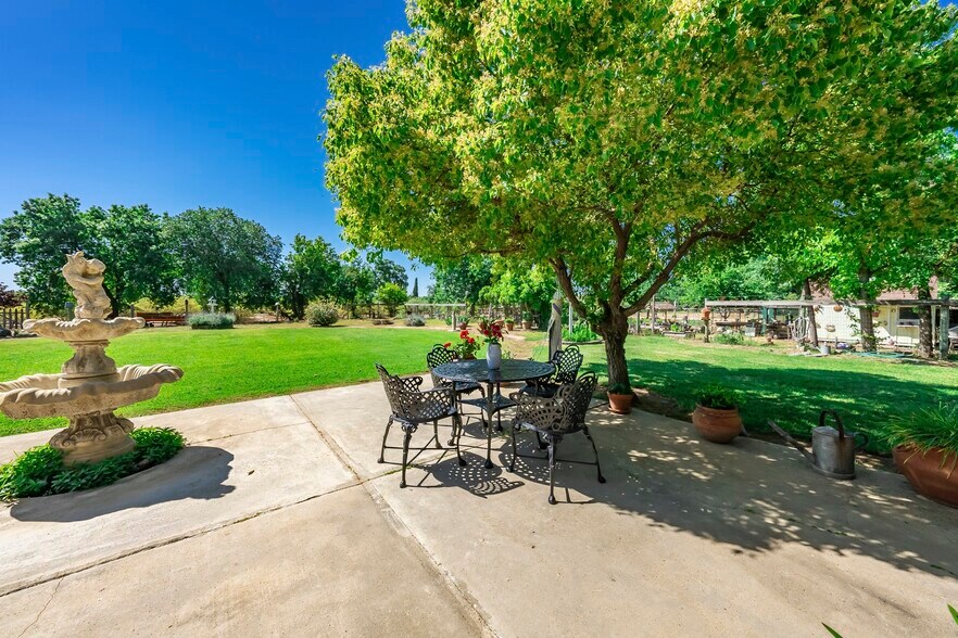 More Photos Of 9415 21st Ave, Lemoore Land For Sale