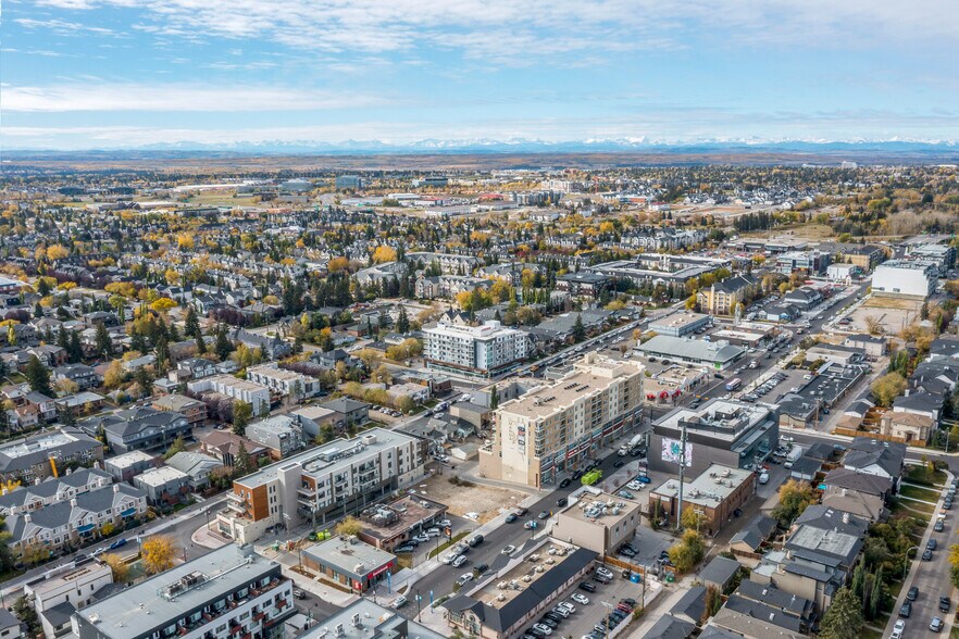 More Photos Of 2032 34th Ave SW, Calgary Office For Sale