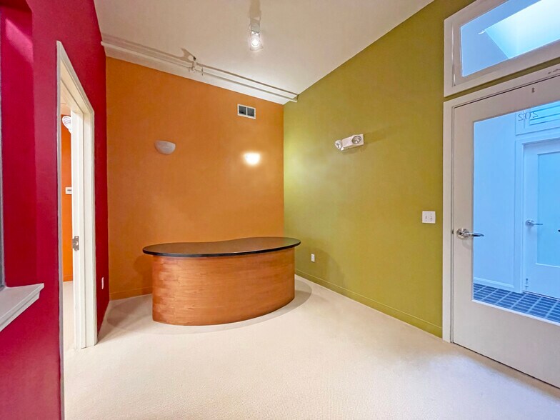 More Photos Of 1820 Solano Ave, Berkeley Storefront Retail Office For Lease