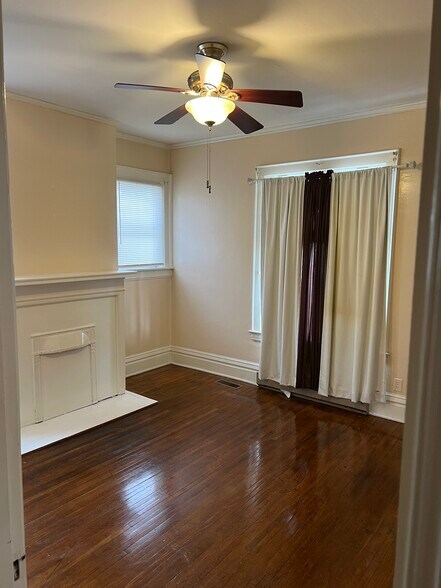 More Photos Of 215 Monongalia St, Charleston Specialty For Lease