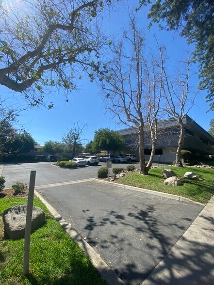 More Photos Of 195 N Euclid Ave, Upland Office For Lease