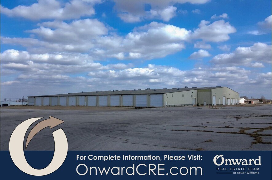 More Photos Of 1001 W Loop 340, Waco Distribution For Lease