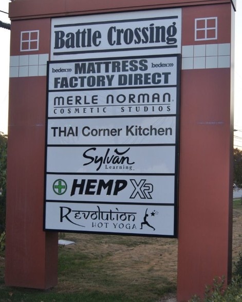 More Photos Of 3741 Battleground Ave, Greensboro Storefront Retail Office For Lease