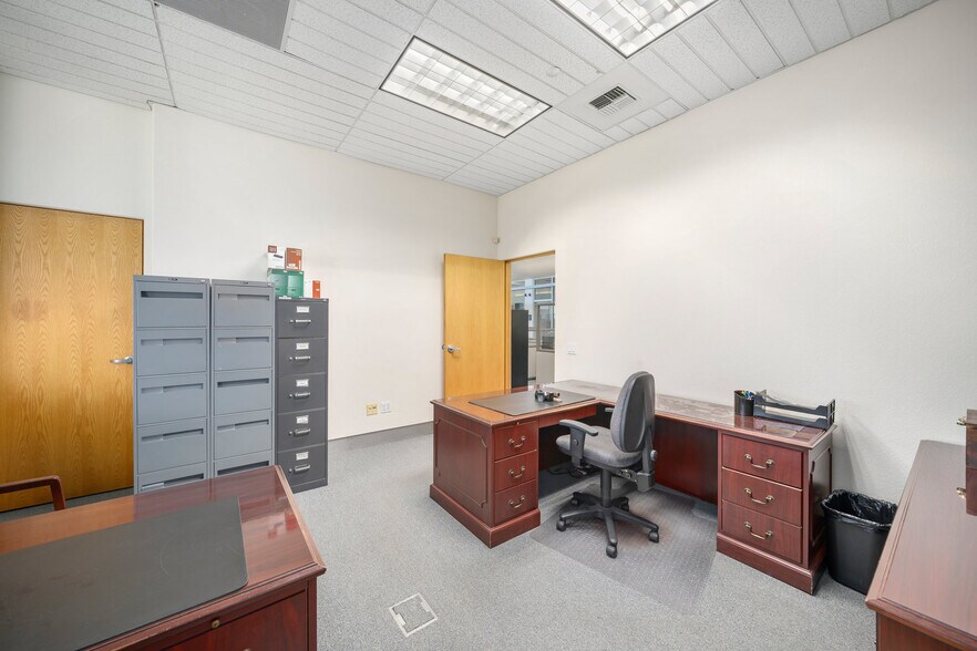 More Photos Of 4301 Second Wind Way, Paso Robles Office For Lease