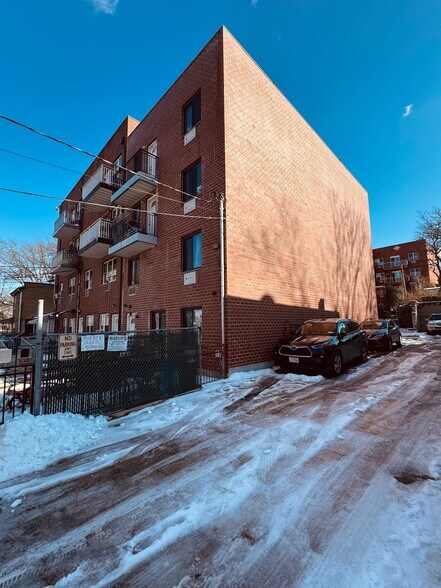 More Photos Of 11242 38th Ave, Corona Apartments For Sale