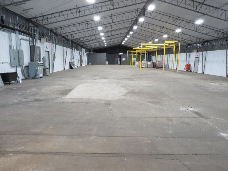 More Photos Of 9239 Atlantic Rd, Atlantic Manufacturing For Sale