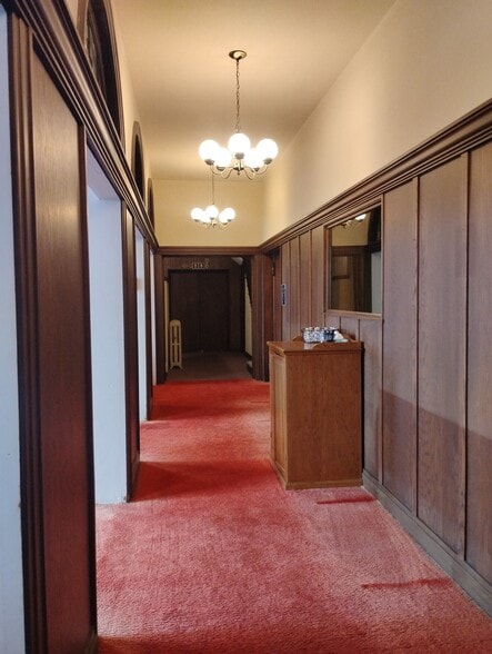 More Photos Of 906 Elm St, Coffeyville Religious Facility For Sale