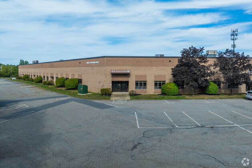 Primary Photo Of 19 Alexander Rd, Billerica Warehouse For Lease