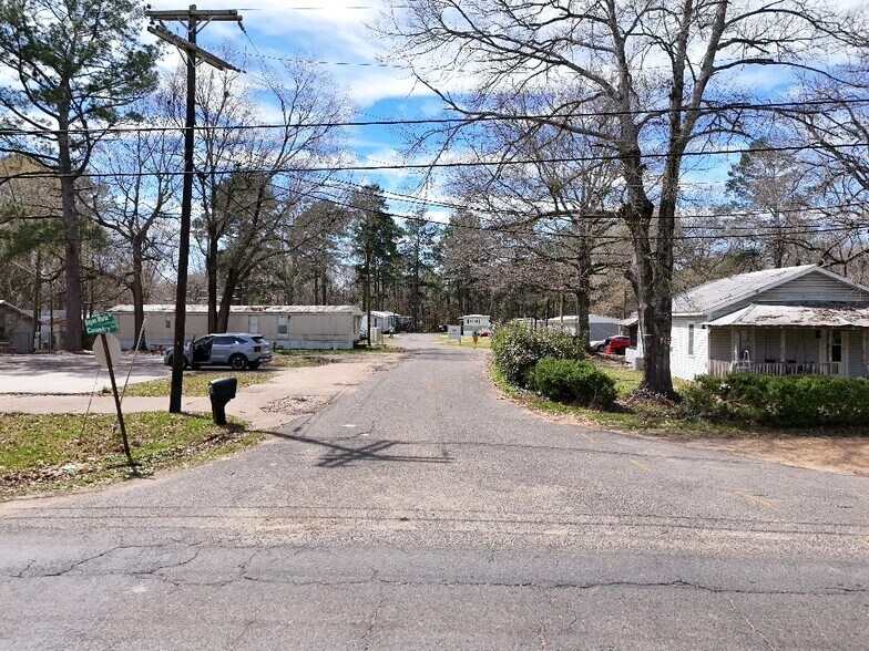 More Photos Of 220 Bayou Maria Rd Ln, Pineville Manufactured Housing Mobile Home Park For Sale