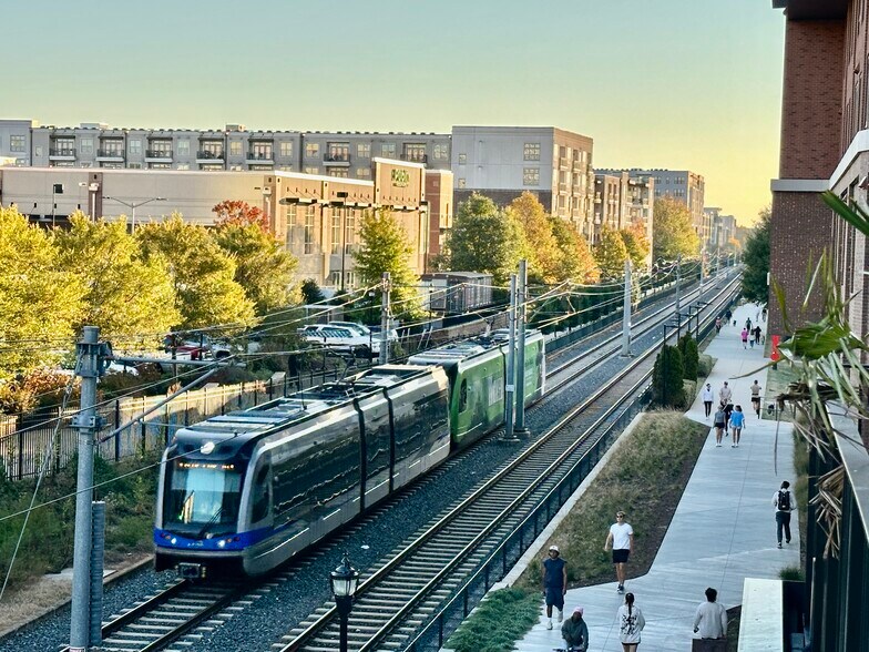 More Photos Of 216 E Park Ave, Charlotte Land For Sale