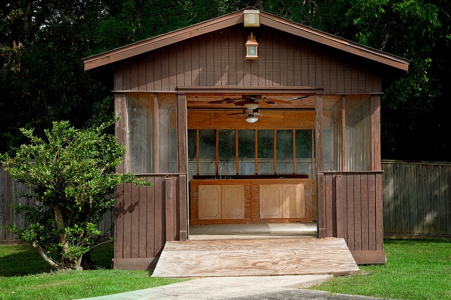 More Photos Of 23218 Aldine Westfield Rd, Spring Office For Sale