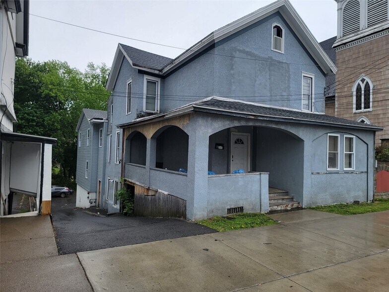 Primary Photo Of 82 Front St, Binghamton Apartments For Sale