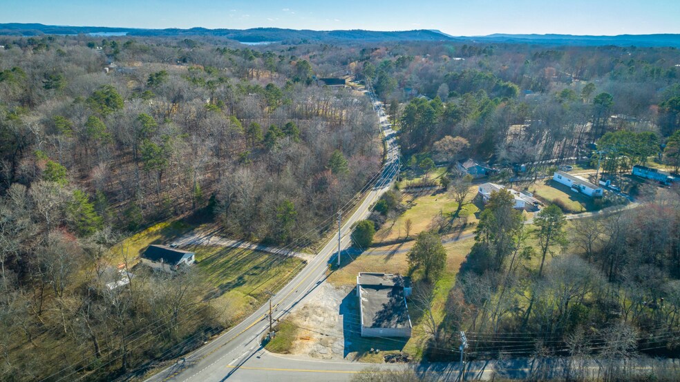 More Photos Of 9439 Hixson Pike, Soddy Daisy Convenience Store For Sale