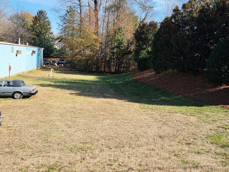 More Photos Of 3386 Hands Mill Hwy, York Industrial For Sale