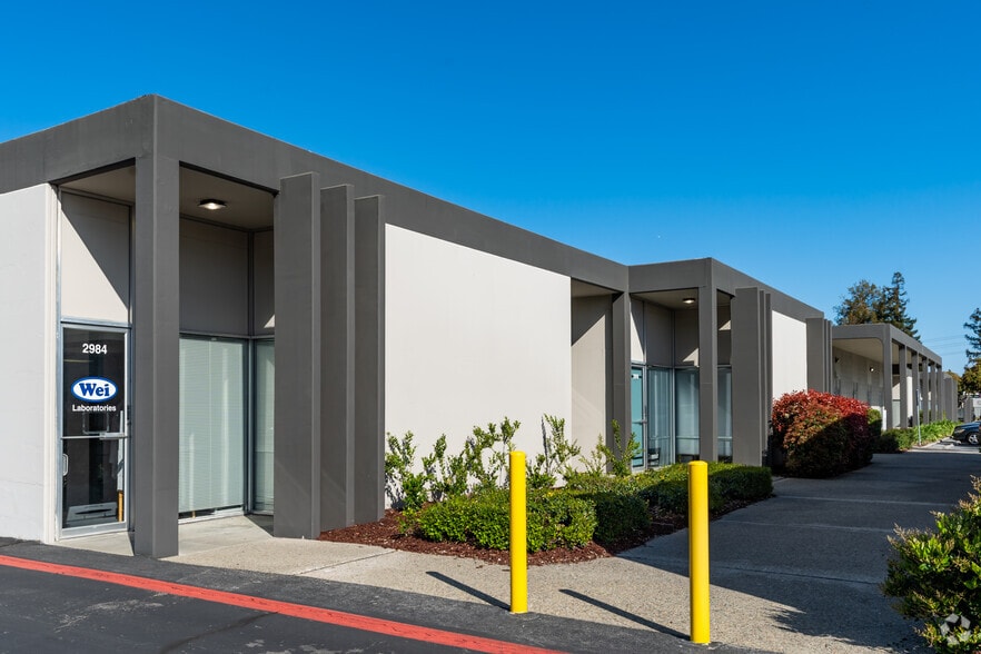 More Photos Of 2910-2960 Scott Blvd, Santa Clara Unknown For Lease