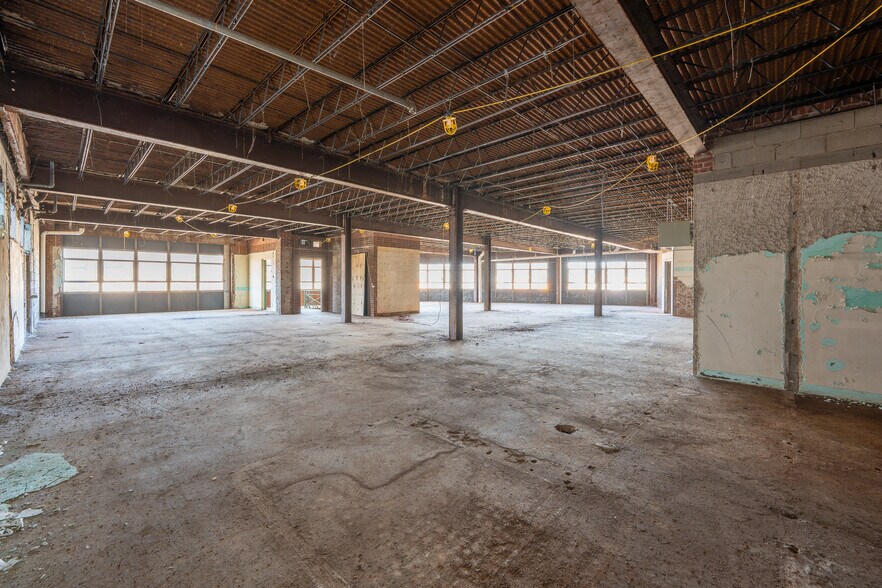 More Photos Of 1320 5th Ave, Mckeesport Healthcare For Sale