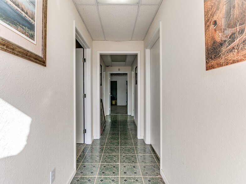 More Photos Of 219 N 6th St, Kingfisher Office For Sale