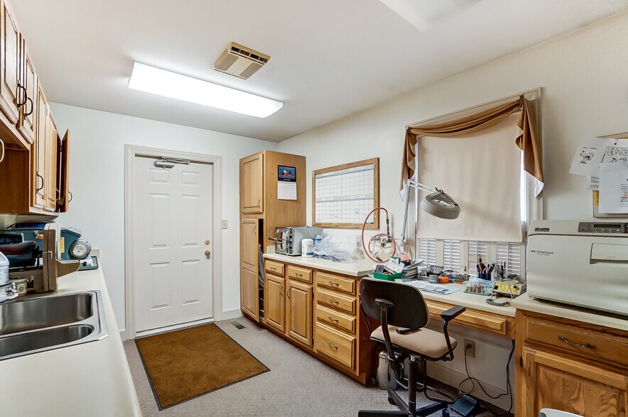 More Photos Of 1354 N Monroe Dr, Xenia Medical For Sale