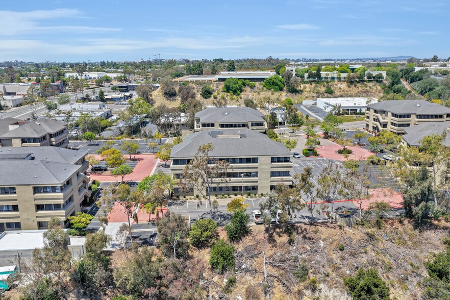 More Photos Of 3665 Ruffin Rd, San Diego Unknown For Lease