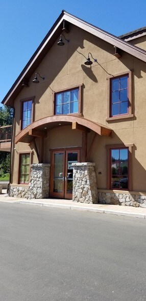 More Photos Of 3979 Lake Tahoe Blvd, South Lake Tahoe Restaurant For Lease