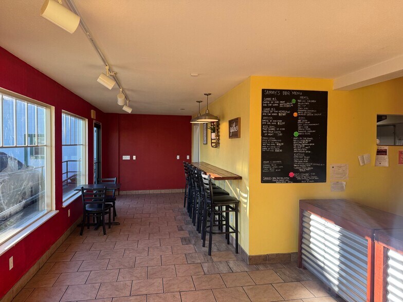 More Photos Of 455-475 I St, Arcata Storefront Retail Office For Lease