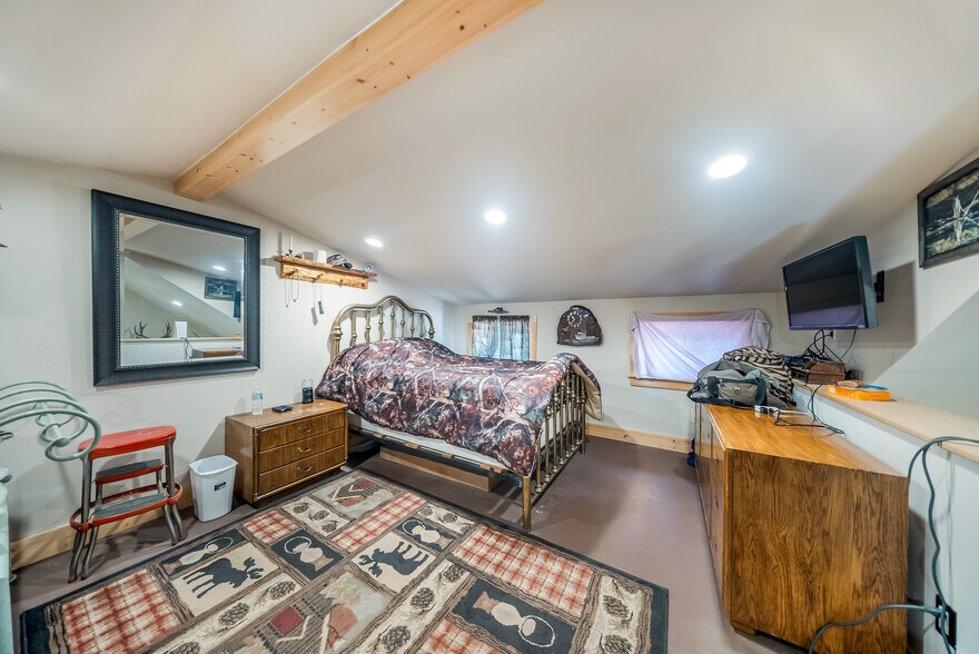More Photos Of 12123 Co 313 rd, New Castle Specialty For Sale