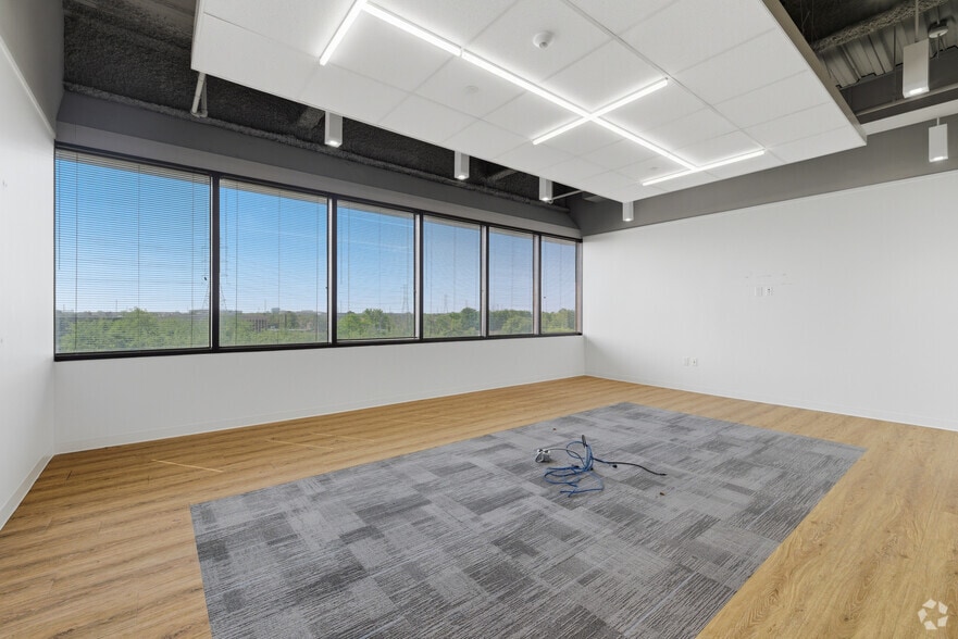 More Photos Of 11200 Richmond Ave, Houston Office For Lease