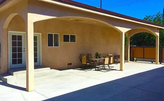 More Photos Of 7001 Garden Grove Ave, Reseda Assisted Living For Lease