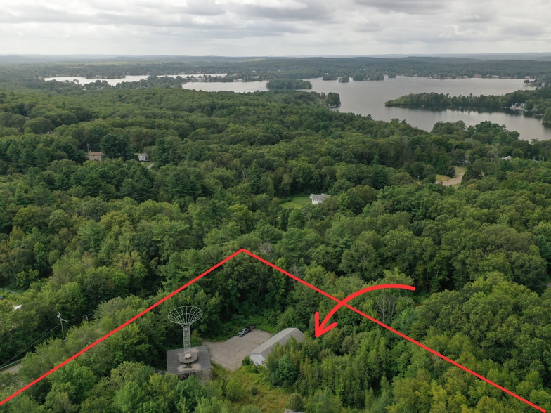 More Photos Of 27 Douglas Rd, Webster Office For Sale