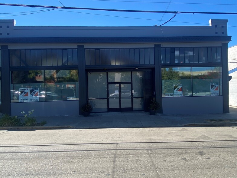 Primary Photo Of 2170-2180 Dwight Way, Berkeley Light Distribution For Lease