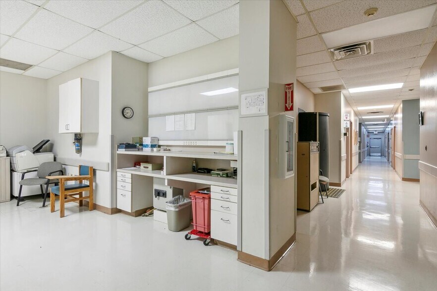 More Photos Of 3445 Regional Dr, Port Arthur Medical For Lease