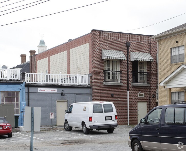 More Photos Of 1617 White Way, East Point Storefront For Sale