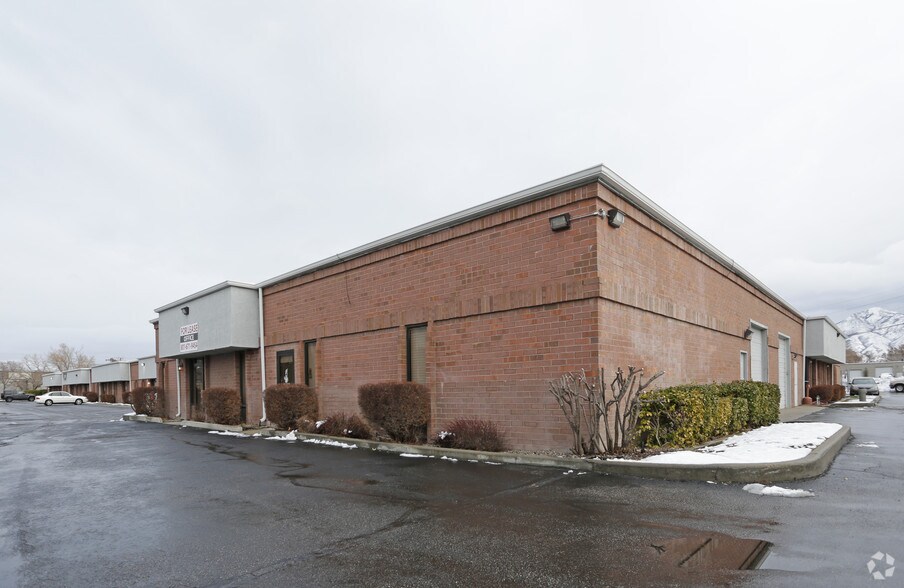 More Photos Of 3007-3023 S West Temple, Salt Lake City Light Manufacturing For Lease