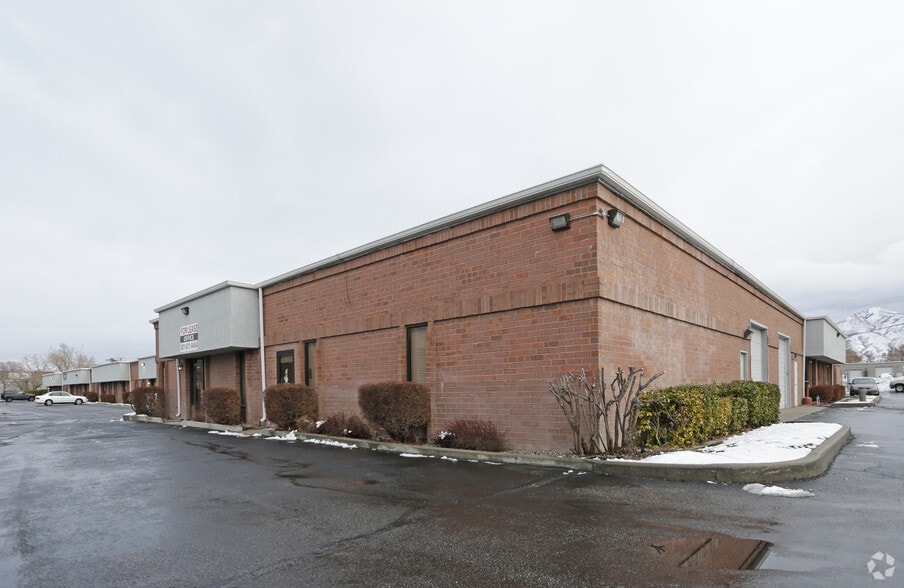 More Photos Of 3007-3023 S West Temple, Salt Lake City Light Manufacturing For Sale