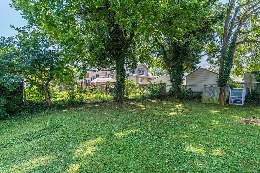 More Photos Of 265 S Highland St, Winchester Apartments For Sale