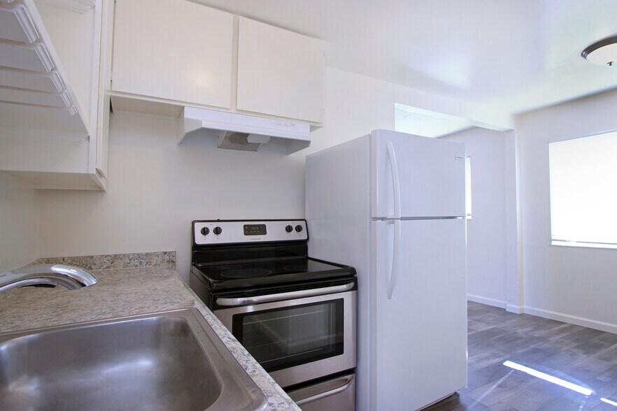 More Photos Of 545 Hampshire Ave, Redwood City Apartments For Sale