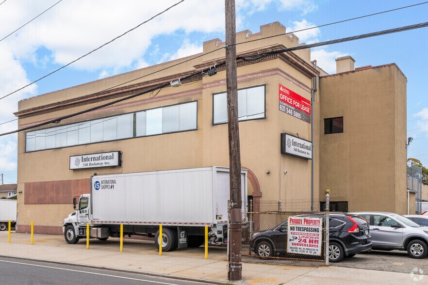 Primary Photo Of 518 Rockaway Ave, Valley Stream Flex For Lease