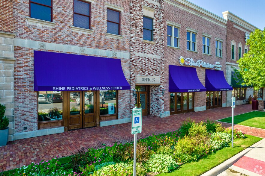 More Photos Of 3600 Shire Blvd, Richardson Unknown For Lease