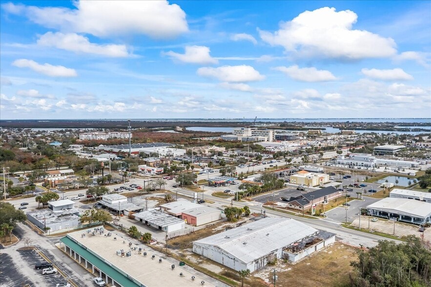 More Photos Of 95-99 S Plumosa St, Merritt Island General Retail For Sale