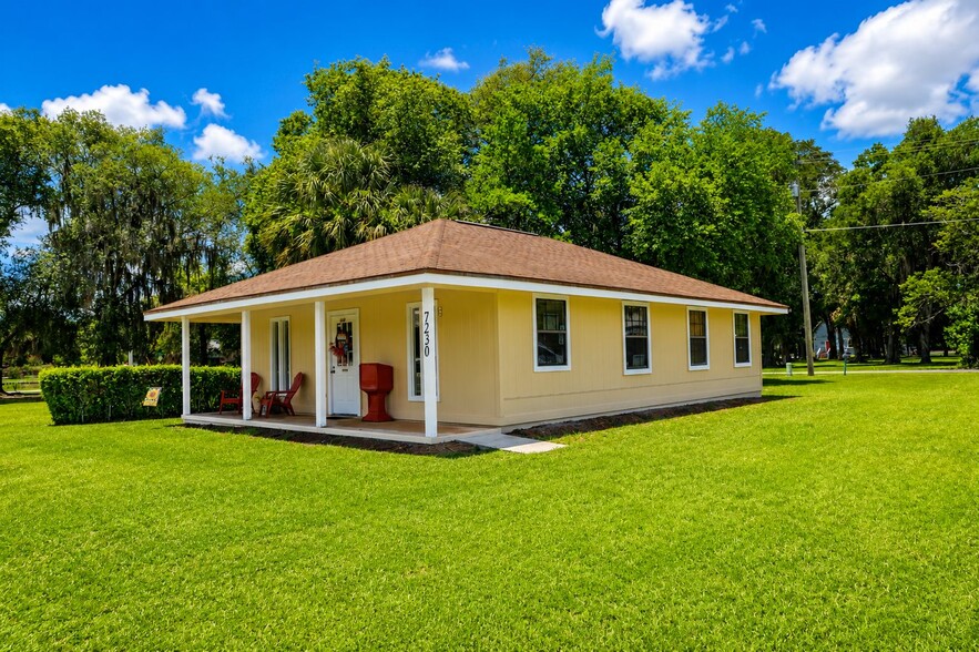 More Photos Of 7230 SE US Highway 301, Hawthorne Office For Sale