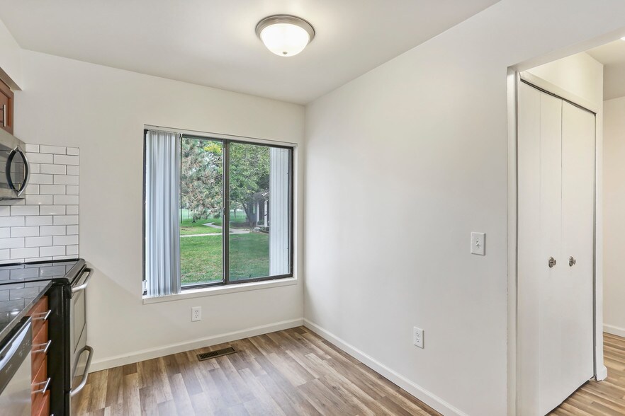 More Photos Of 2154 Hyde Park Rd, Detroit Apartments For Sale