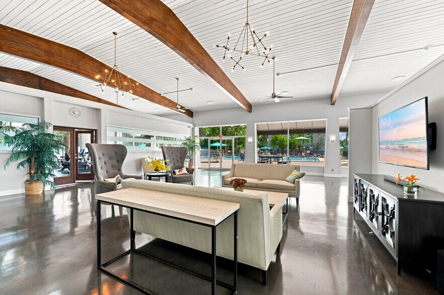More Photos Of 2725 Coconut Bay Ln, Sarasota Apartments For Sale