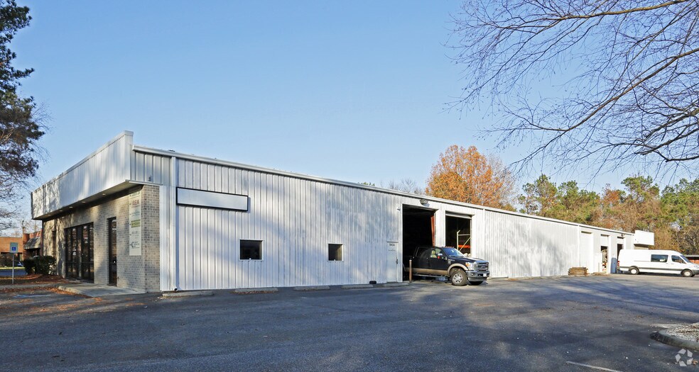 More Photos Of 940 Corporate Ln, Chesapeake Industrial For Lease