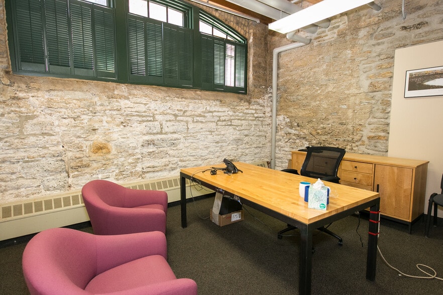 More Photos Of 400 N 1st St, Minneapolis Loft Creative Space For Sale