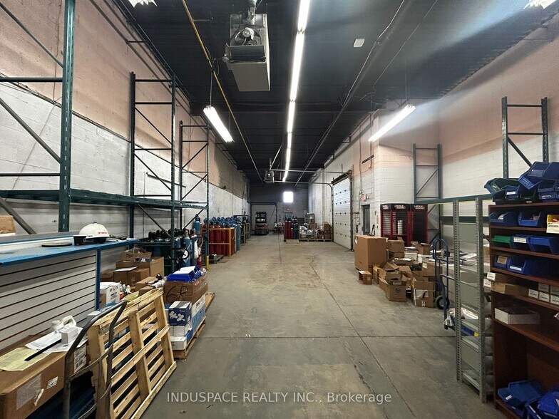 More Photos Of 1020 Meyerside Dr, Mississauga Industrial For Lease