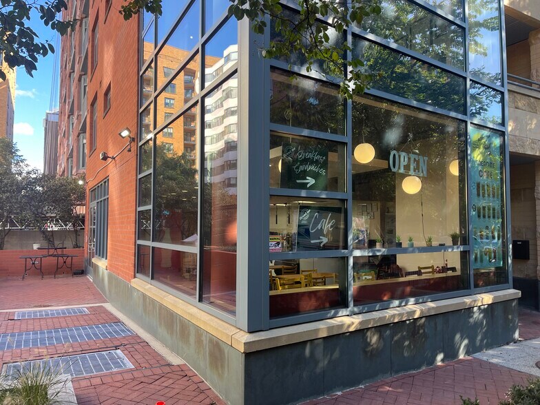 More Photos Of 1117 10th St NW, Washington Apartments For Lease