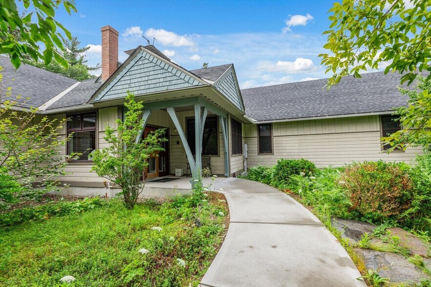 More Photos Of 457 Route 123, Sharon Freestanding For Lease