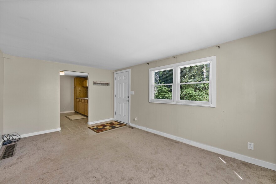 More Photos Of 2608 Mount Holly Rd, Burlington Land For Lease