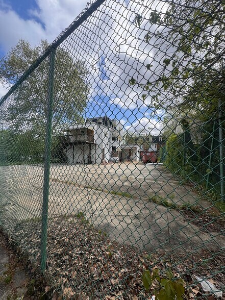 More Photos Of 238 N 53rd St, Philadelphia Funeral Home For Sale