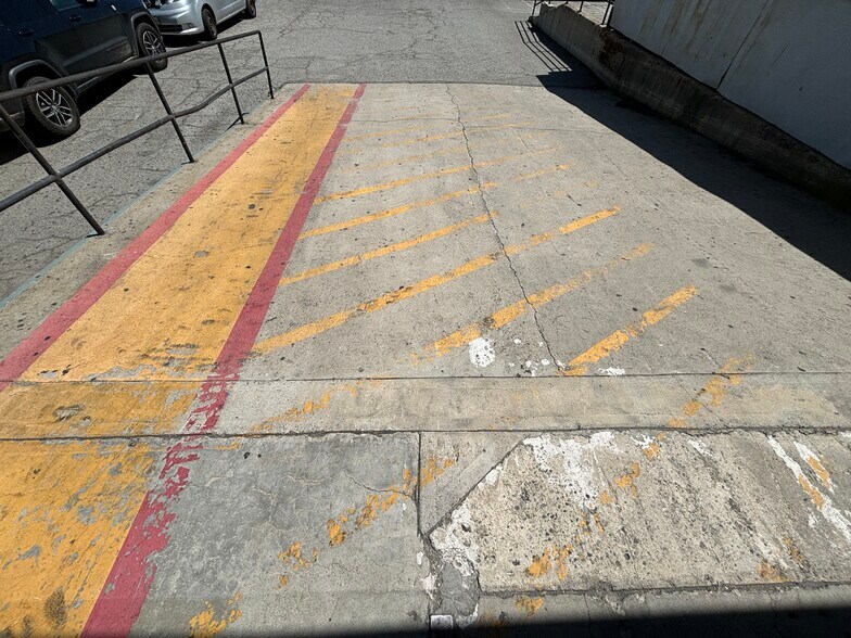 More Photos Of 3850 Santa Fe Ave, Vernon Manufacturing For Lease